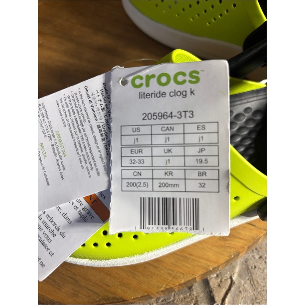 CROCS Kids J1 Literide Clog Bright Lime w/Black Strap Foam Waterproof NEW - Picture 7 of 7